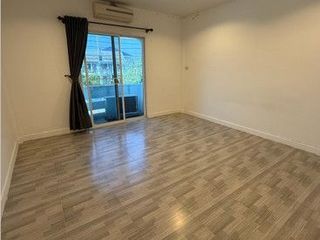 For sale 2 bedrooms townhouse in Khan Na Yao, Bangkok