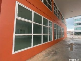 出售 9 卧室 商业空间 在 Khiri Rat Nikhom, 素叻