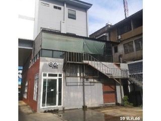 出售 9 卧室 商业空间 在 Khiri Rat Nikhom, 素叻
