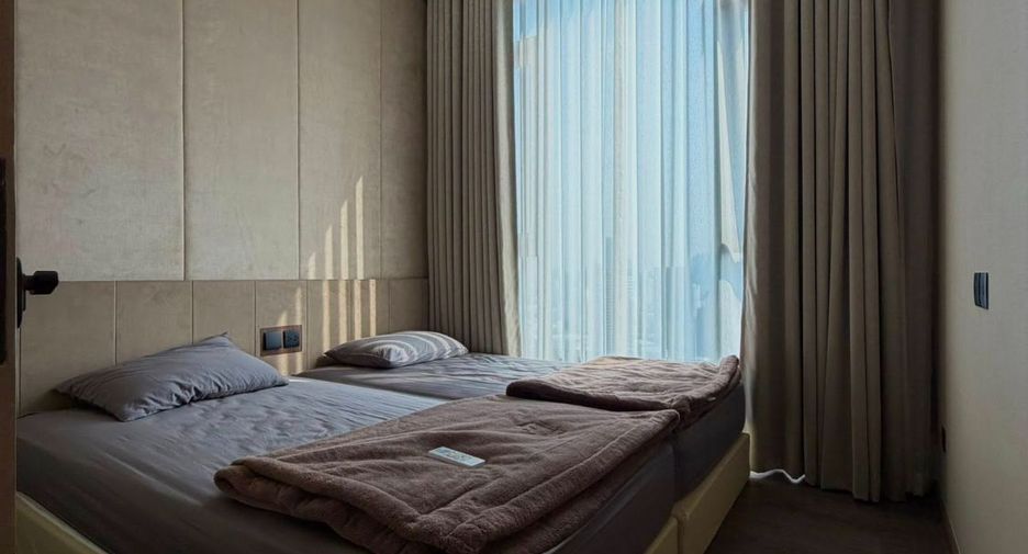 For rent 2 bedrooms condo in Ratchathewi, Bangkok