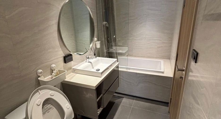 For rent 1 bed condo in Watthana, Bangkok