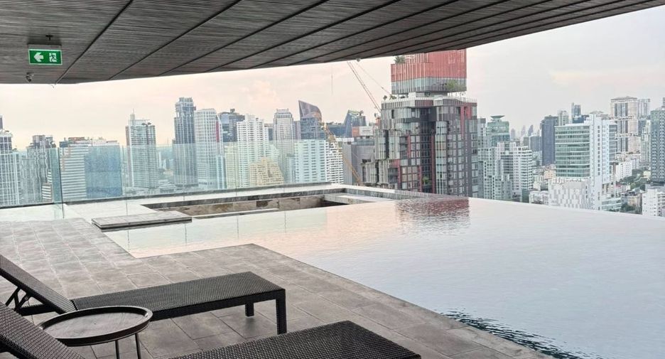 For rent 1 bed condo in Watthana, Bangkok