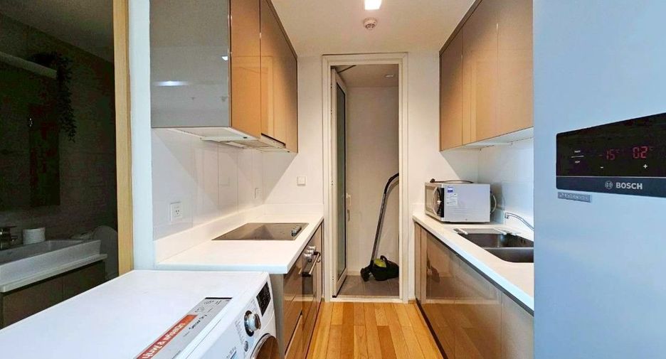 Wohnung zur Miete und zum Kauf mit 3 Zimmer in Khlong Toei, Bangkok