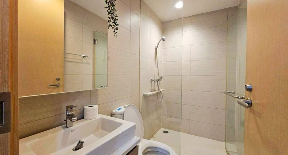 Wohnung zur Miete und zum Kauf mit 3 Zimmer in Khlong Toei, Bangkok
