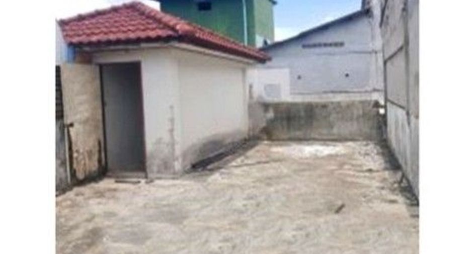 出售 3 卧室 商业空间 在 Khiri Rat Nikhom, 素叻