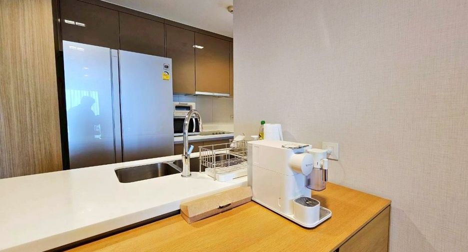 Wohnung zur Miete und zum Kauf mit 2 Zimmer in Khlong Toei, Bangkok