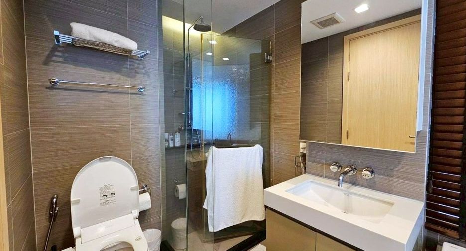 Wohnung zur Miete und zum Kauf mit 2 Zimmer in Khlong Toei, Bangkok