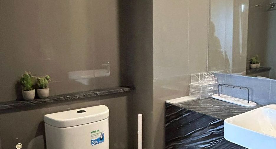 Condo en alquiler de 1 habitaciones en Bang Rak, Bangkok