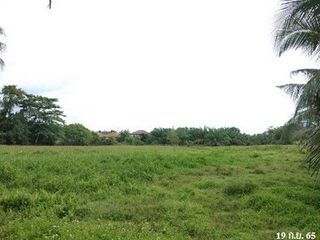 出售 土地 在 Khiri Rat Nikhom, 素叻