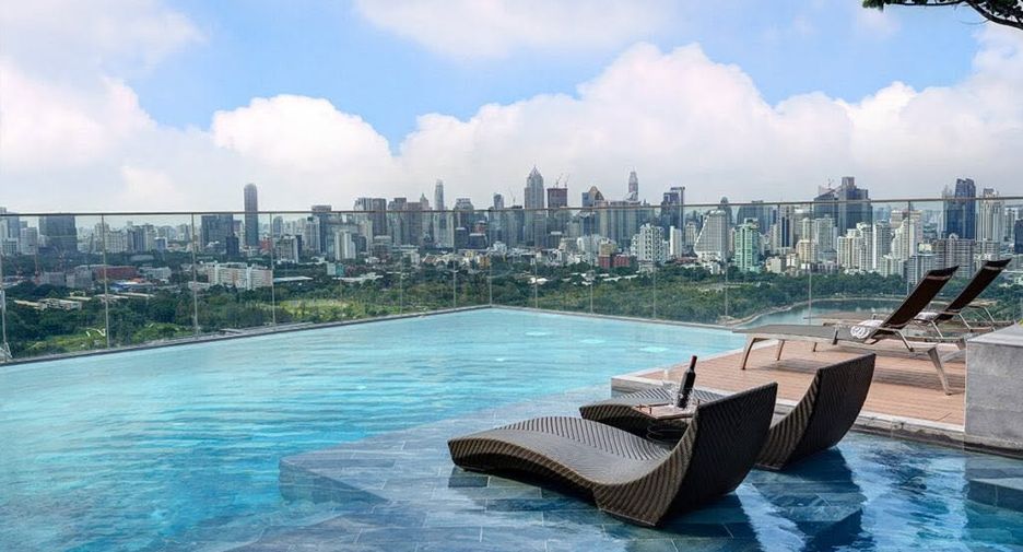 For rent 1 bed condo in Khlong Toei, Bangkok