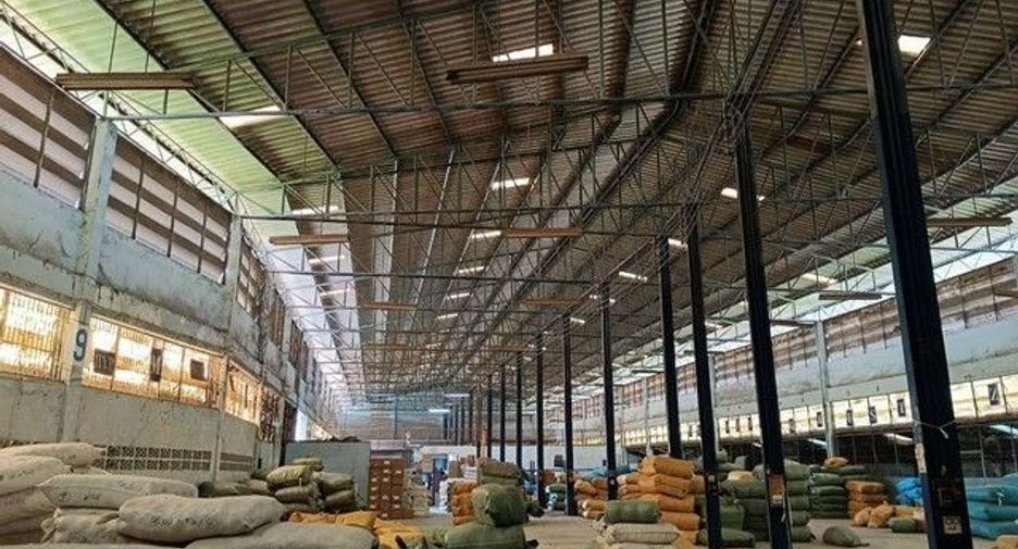 For rent warehouse in Bang Khun Thian, Bangkok