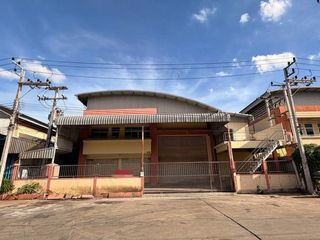À louer entrepôt à Thanyaburi, Pathum Thani