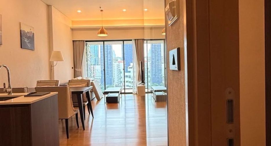 For rent 2 bedrooms condo in Watthana, Bangkok