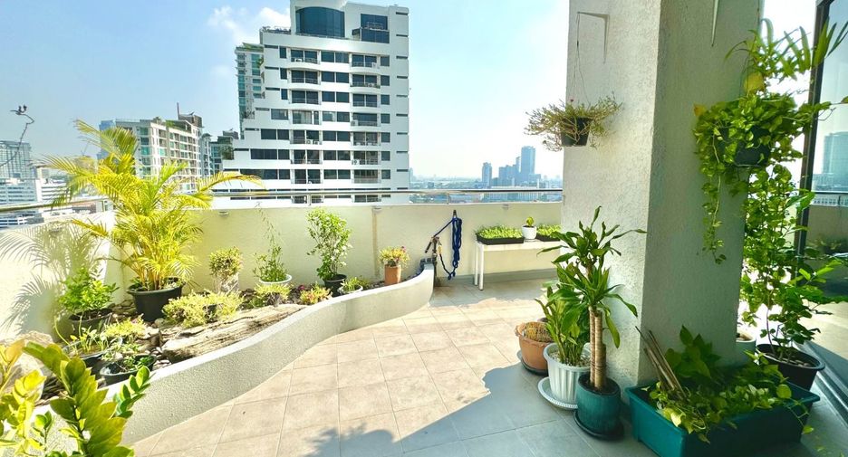 Wohnung zur Miete mit 3 Zimmer in Watthana, Bangkok