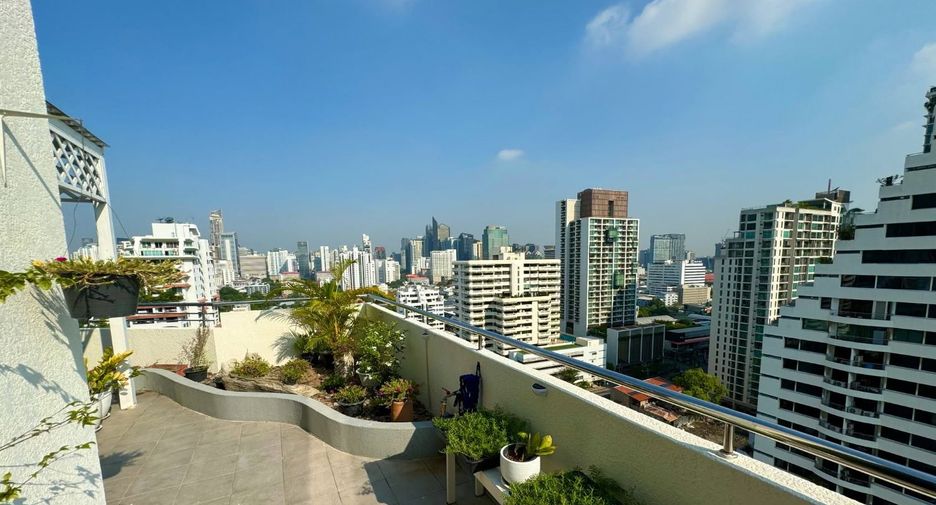 Wohnung zur Miete mit 3 Zimmer in Watthana, Bangkok