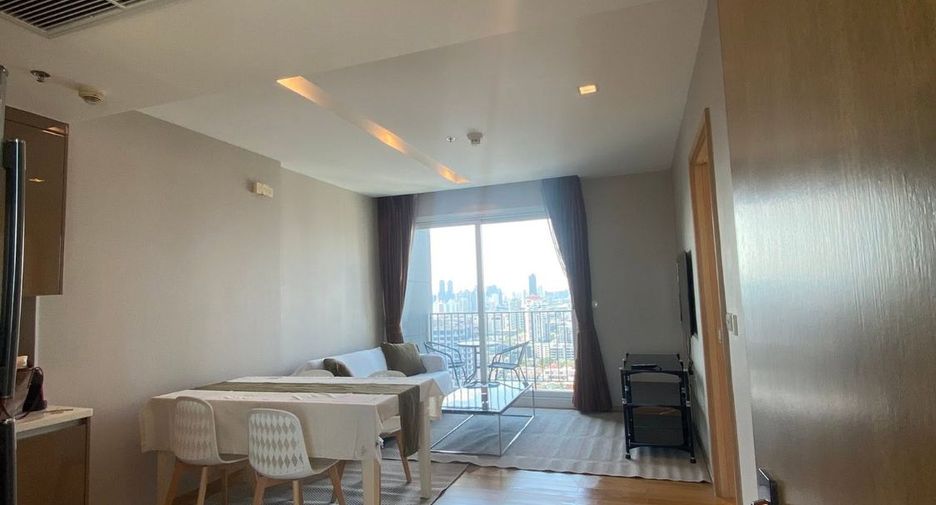 Condo en alquiler de 1 habitaciones en Khlong Toei, Bangkok