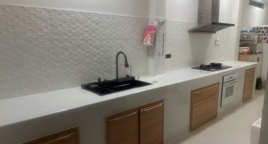 For rent 4 ベッドルーム house in Bang Bua Thong, Nonthaburi