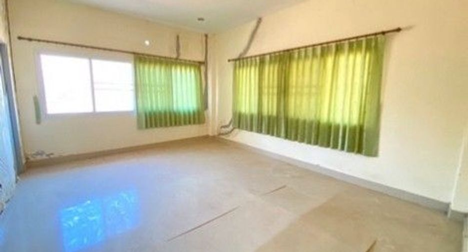 出售 3 卧室 独立屋 在 Khiri Rat Nikhom, 素叻