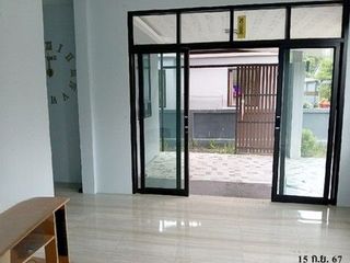 Продажа 1 кровать дом в Khiri Rat Nikhom, Сураттани