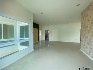 Продажа 3 спальни дом в Khiri Rat Nikhom, Сураттани