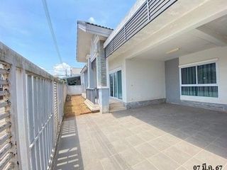 Продажа 3 спальни дом в Khiri Rat Nikhom, Сураттани