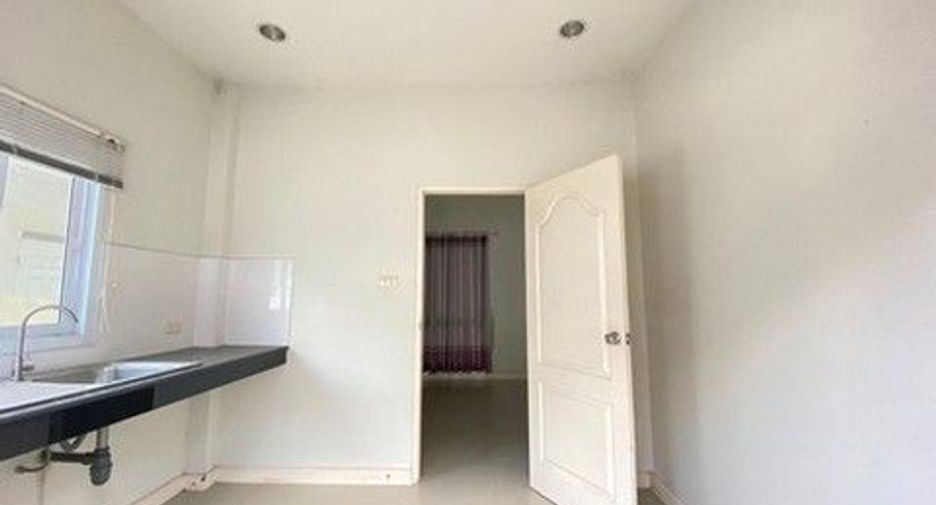 出售 3 卧室 独立屋 在 Khiri Rat Nikhom, 素叻