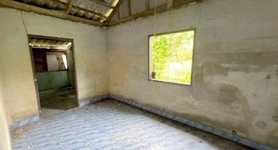 出售 6 卧室 独立屋 在 Khiri Rat Nikhom, 素叻