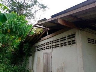 Продажа 1 кровать дом в Khiri Rat Nikhom, Сураттани