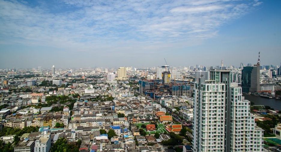 Condo en alquiler de 3 habitaciones en Khlong San, Bangkok