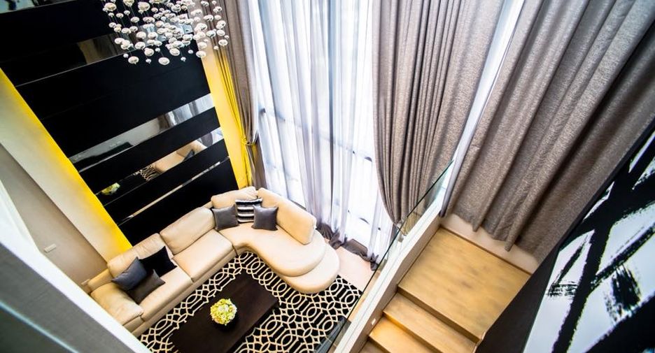 Condo en alquiler de 3 habitaciones en Khlong San, Bangkok