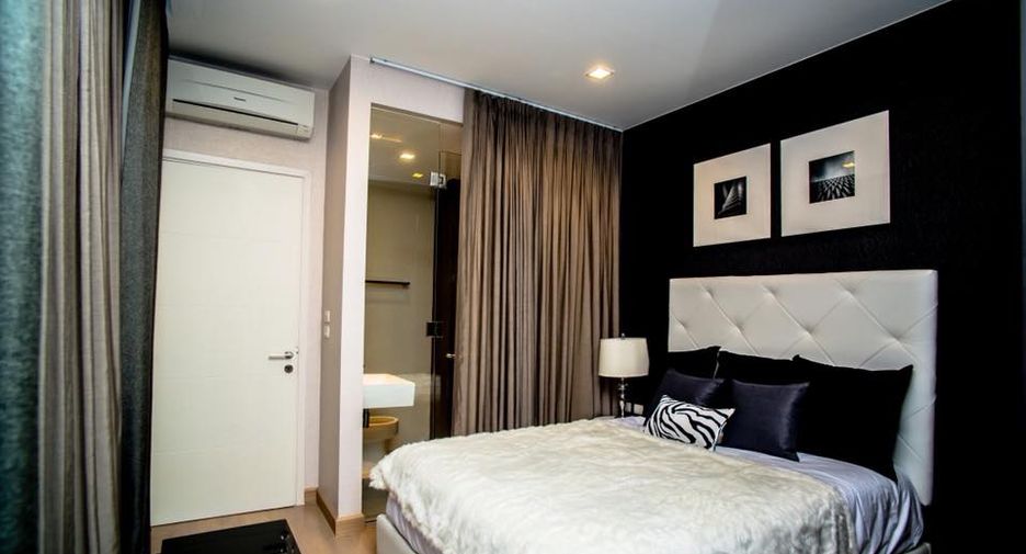 Condo en alquiler de 3 habitaciones en Khlong San, Bangkok