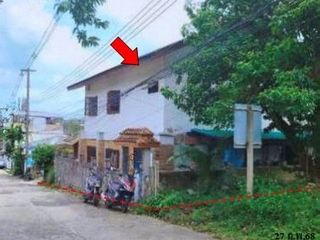 Продажа 1 кровать дом в Khiri Rat Nikhom, Сураттани