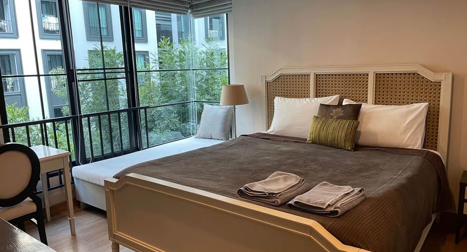 À louer 2 chambres condo à Pathum Wan, Bangkok