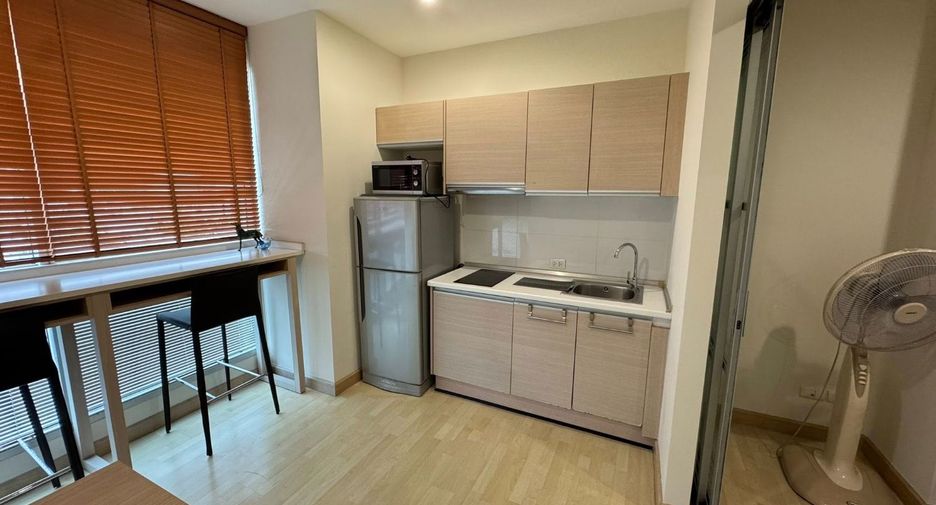 Condo en alquiler de 1 habitaciones en Huai Khwang, Bangkok