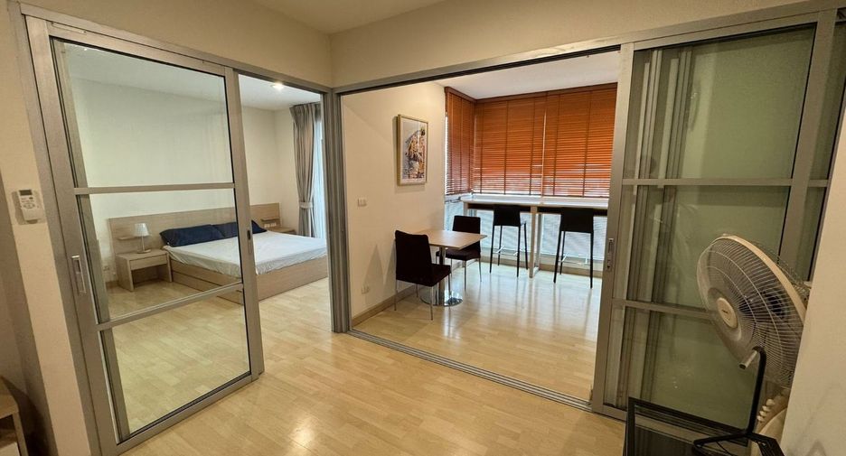 Condo en alquiler de 1 habitaciones en Huai Khwang, Bangkok