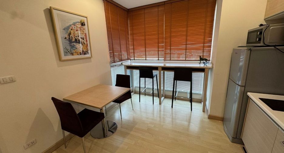 Condo en alquiler de 1 habitaciones en Huai Khwang, Bangkok