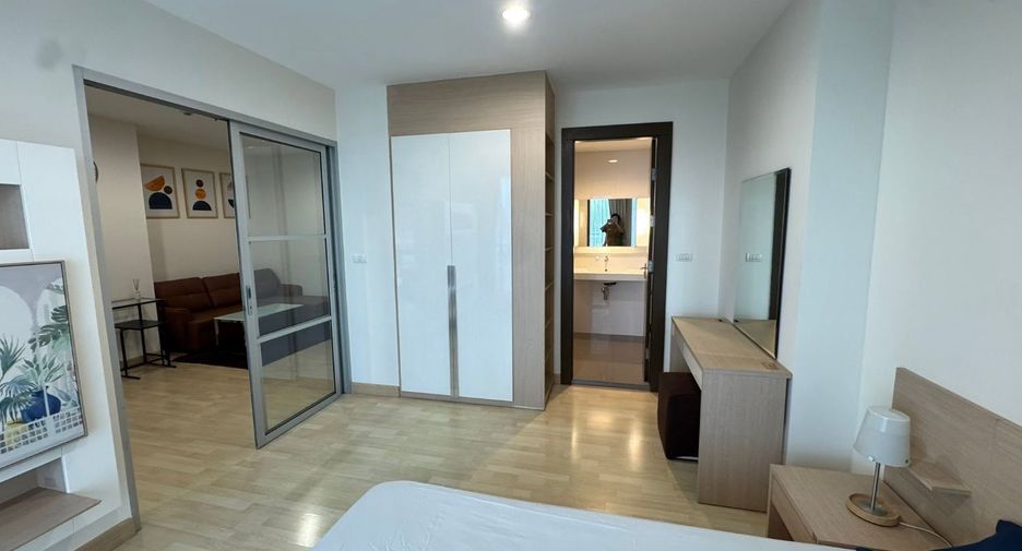 Condo en alquiler de 1 habitaciones en Huai Khwang, Bangkok