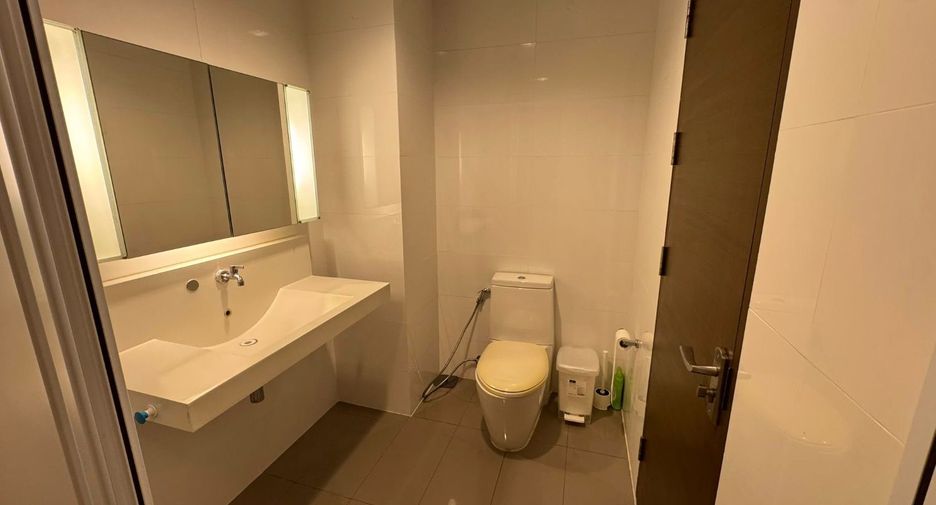 Condo en alquiler de 1 habitaciones en Huai Khwang, Bangkok
