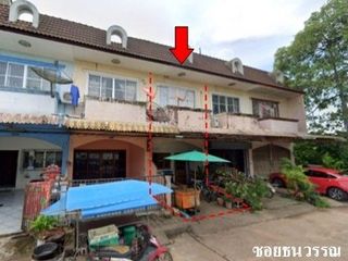 出售 2 卧室 联排别墅 在 Khiri Rat Nikhom, 素叻