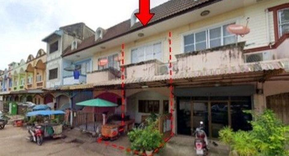 出售 2 卧室 联排别墅 在 Khiri Rat Nikhom, 素叻