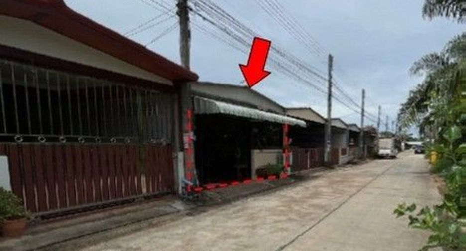 出售 2 卧室 联排别墅 在 Khiri Rat Nikhom, 素叻