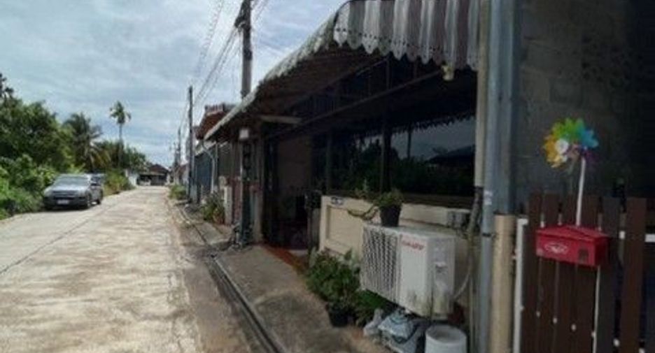 出售 2 卧室 联排别墅 在 Khiri Rat Nikhom, 素叻