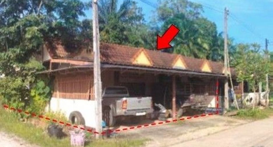 出售 1 卧室 联排别墅 在 Khiri Rat Nikhom, 素叻