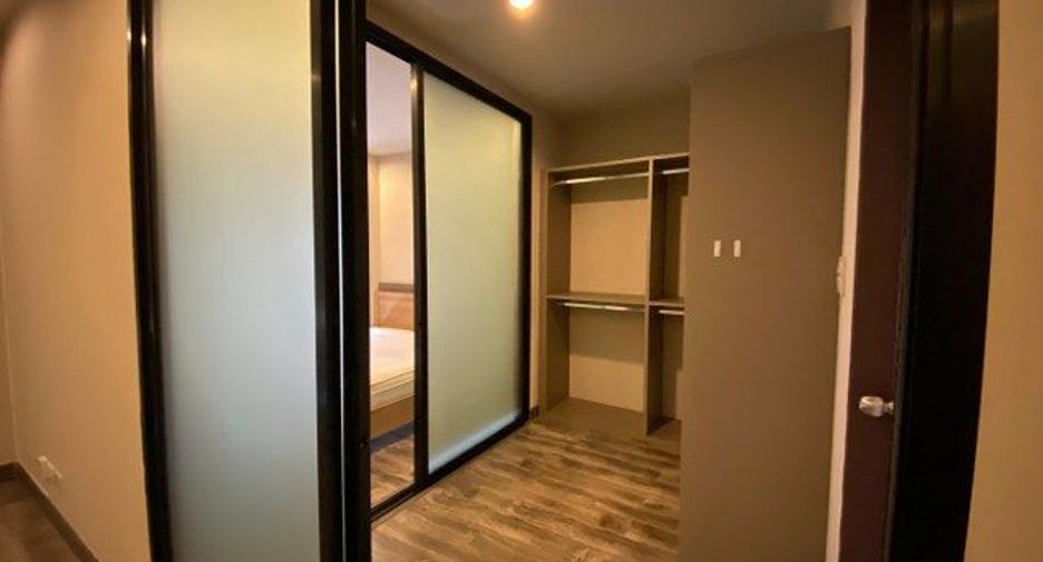 For sale 1 bed condo in Lat Phrao, Bangkok