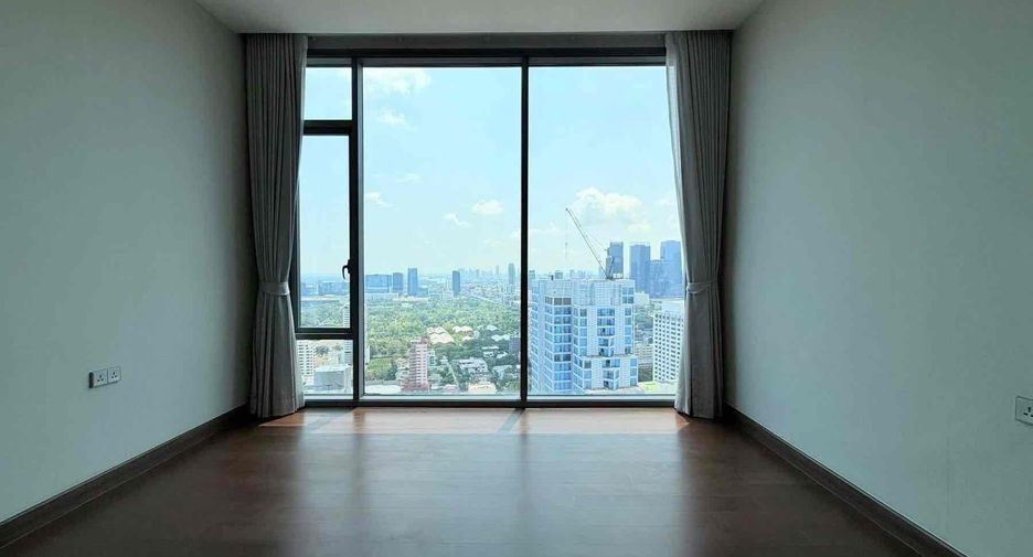 For sale 4 bedrooms condo in Khlong Toei, Bangkok