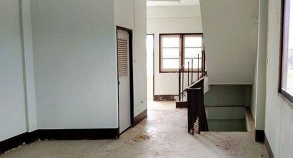 À vendre 1 chambre local commercial à Kui Buri, Prachuap Khiri Khan