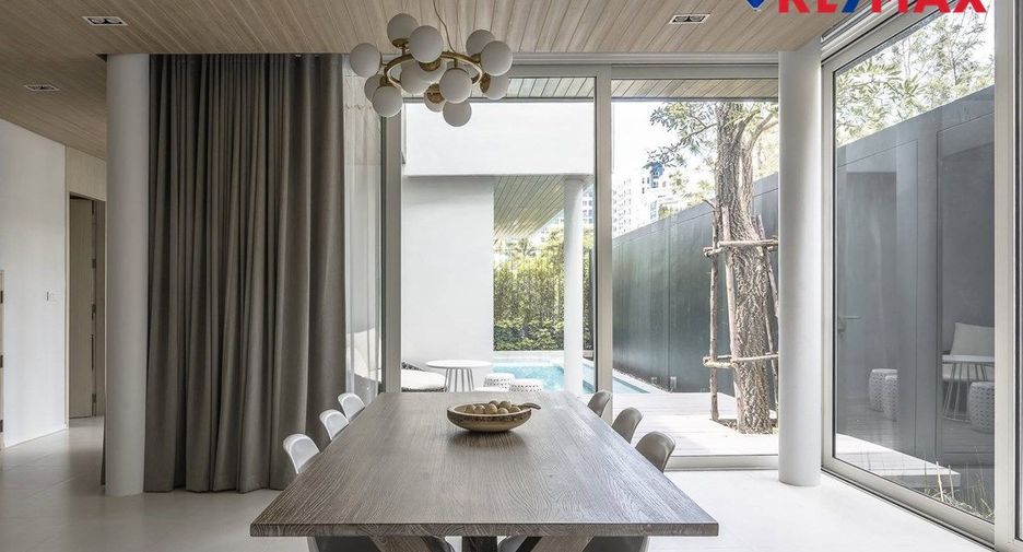 Casa en alquiler de 3 habitaciones en Jomtien, Pattaya