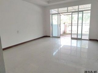 Продажа 2 спальни таунхаус в Хатъяй, Songkhla