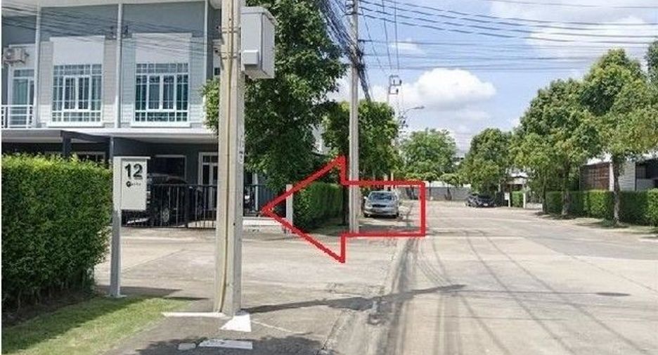 出售 1 卧室 联排别墅 在 Don Mueang, 曼谷