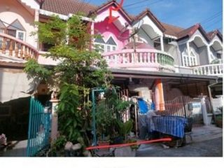 Reihenhaus zum Kauf mit 2 Zimmer in Thung Khru, Bangkok